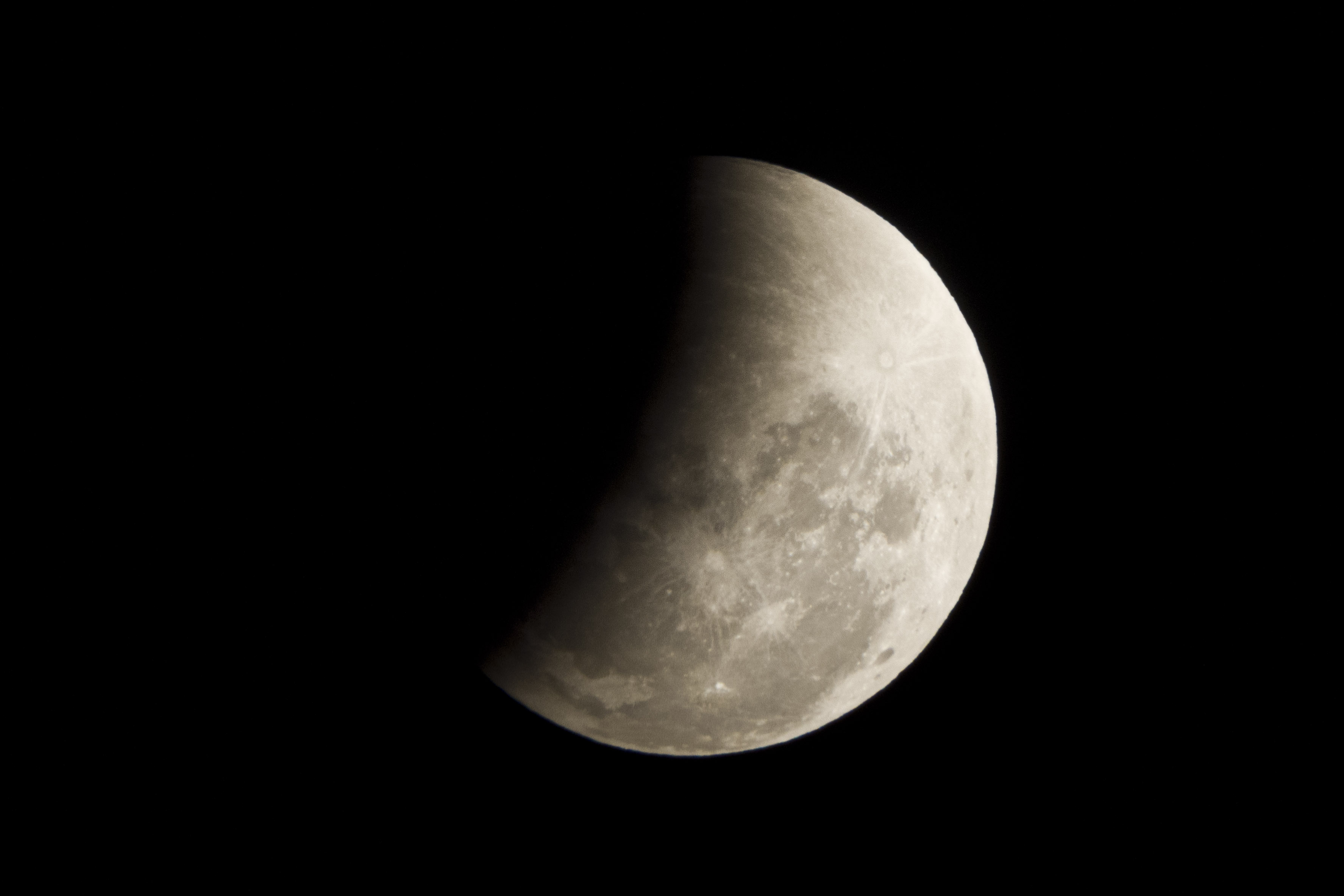 luna in eclissi.jpg