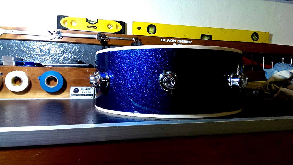 Custom Snare Blue Sparkle.jpg
