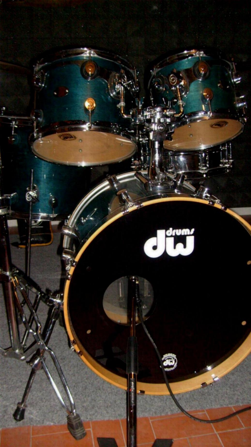 DW 004.jpg